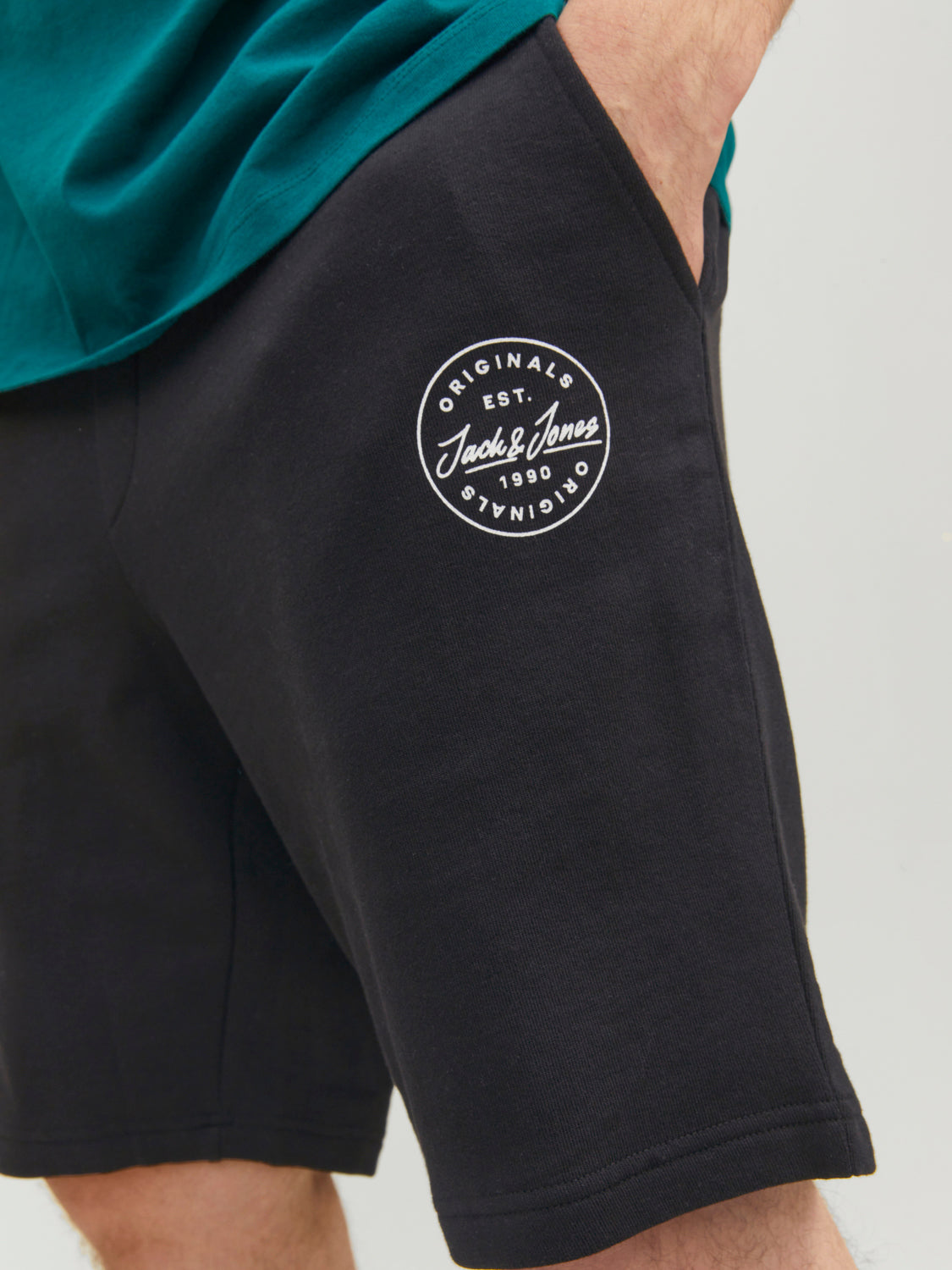 JACK & JONES - Übergröße / PlusSize - Herren Sweat - Shorts - Gr. 38 bis 48 - JPSTSHARK SWEAT SHORTS
