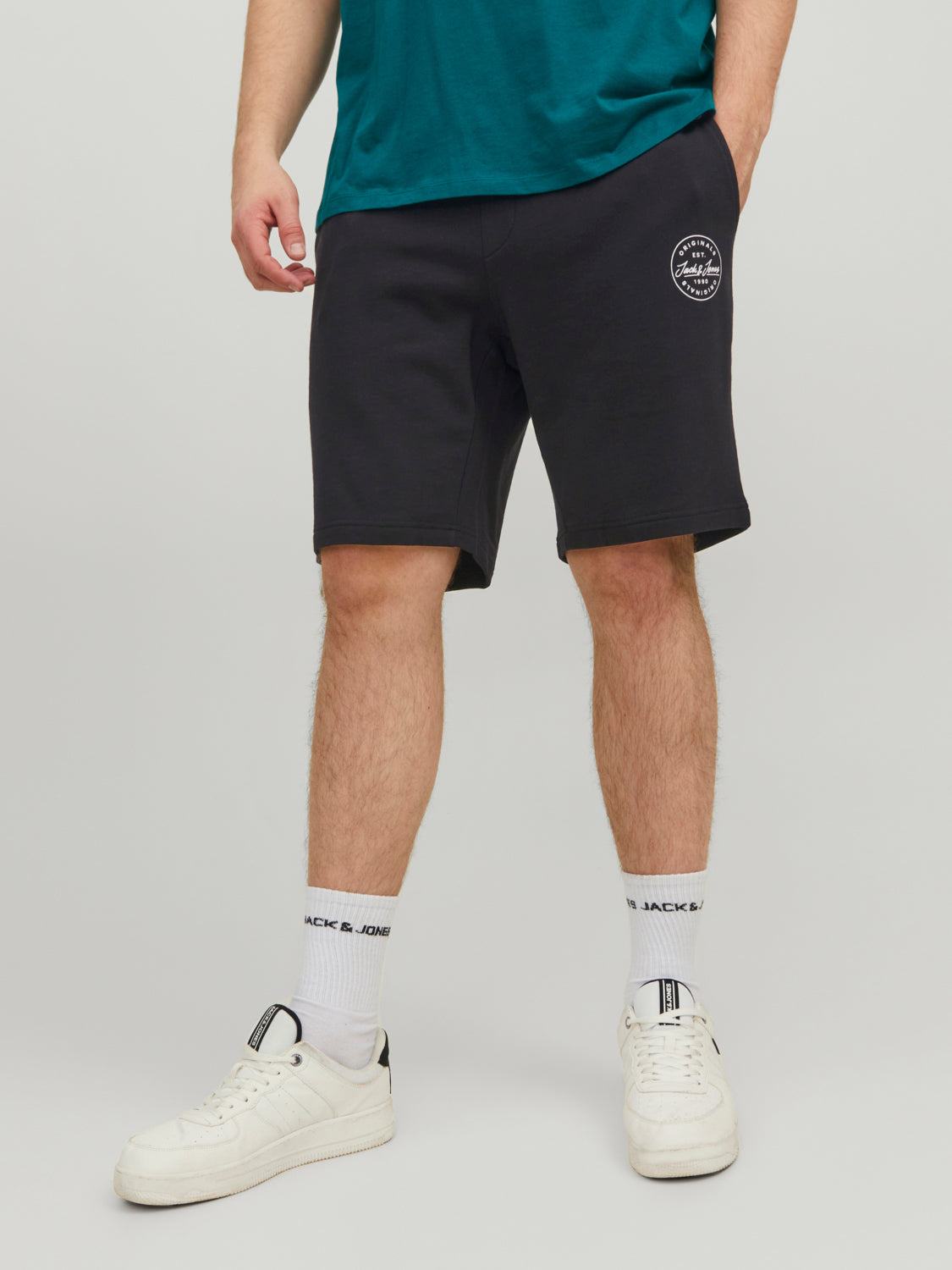 JACK & JONES - Übergröße / PlusSize - Herren Sweat - Shorts - Gr. 38 bis 48 - JPSTSHARK SWEAT SHORTS